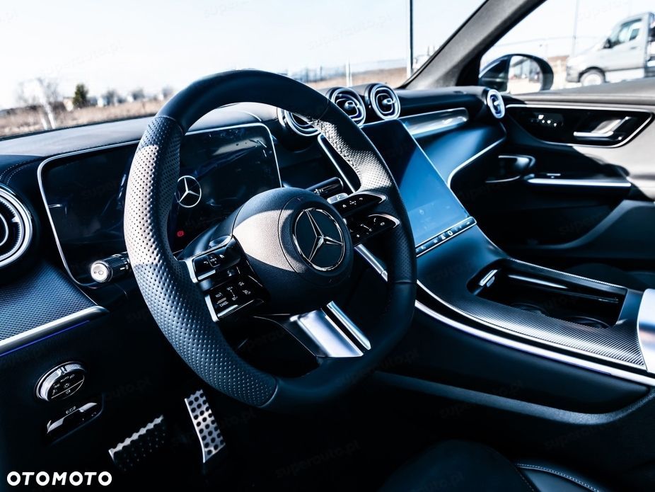 Mercedes-Benz GLC - 7