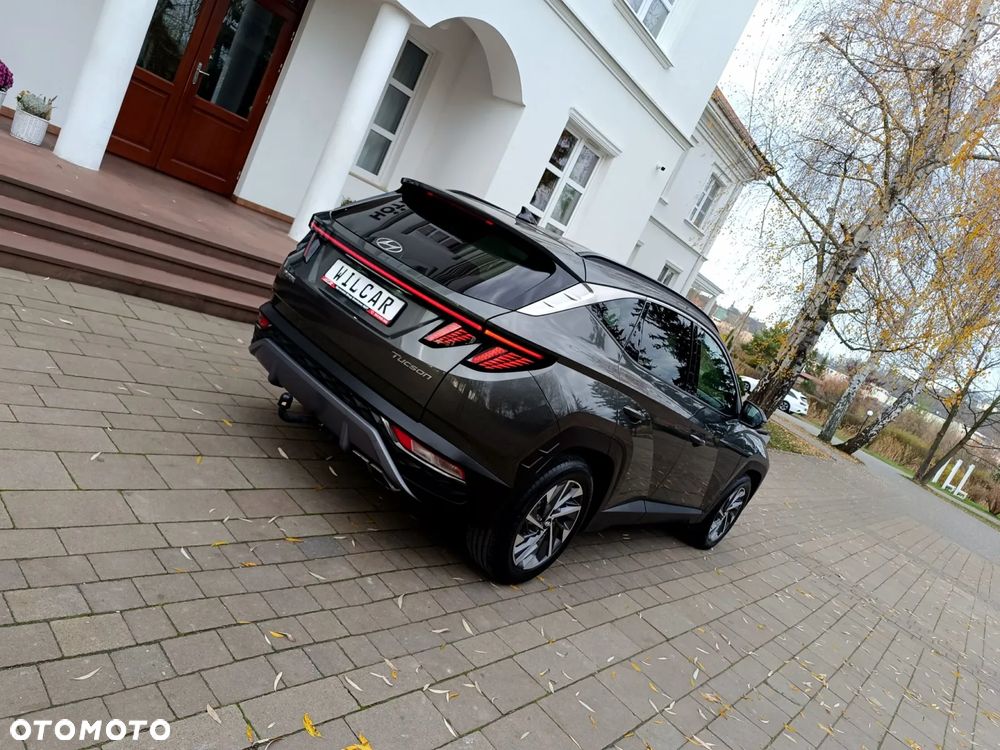 Hyundai Tucson 1.6 CRDi 48V-Hybrid 2WD DCT Select - 12