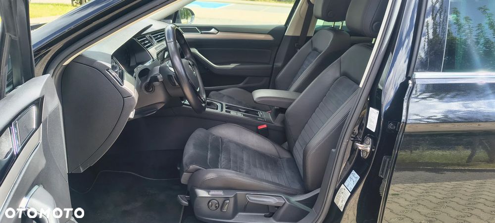 Volkswagen Passat - 9