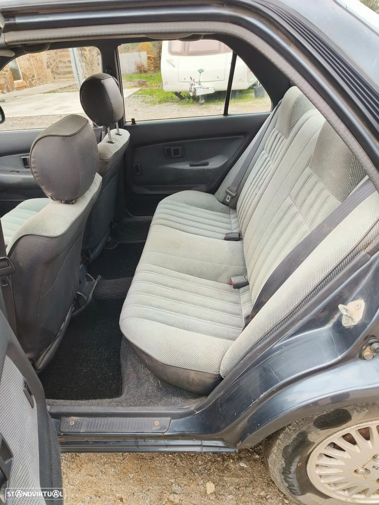 Toyota Corolla Sedan 1.3 XL 12V - 5