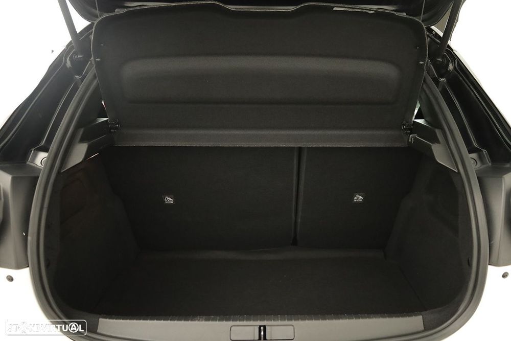 Opel Corsa 1.2 T GS - 22