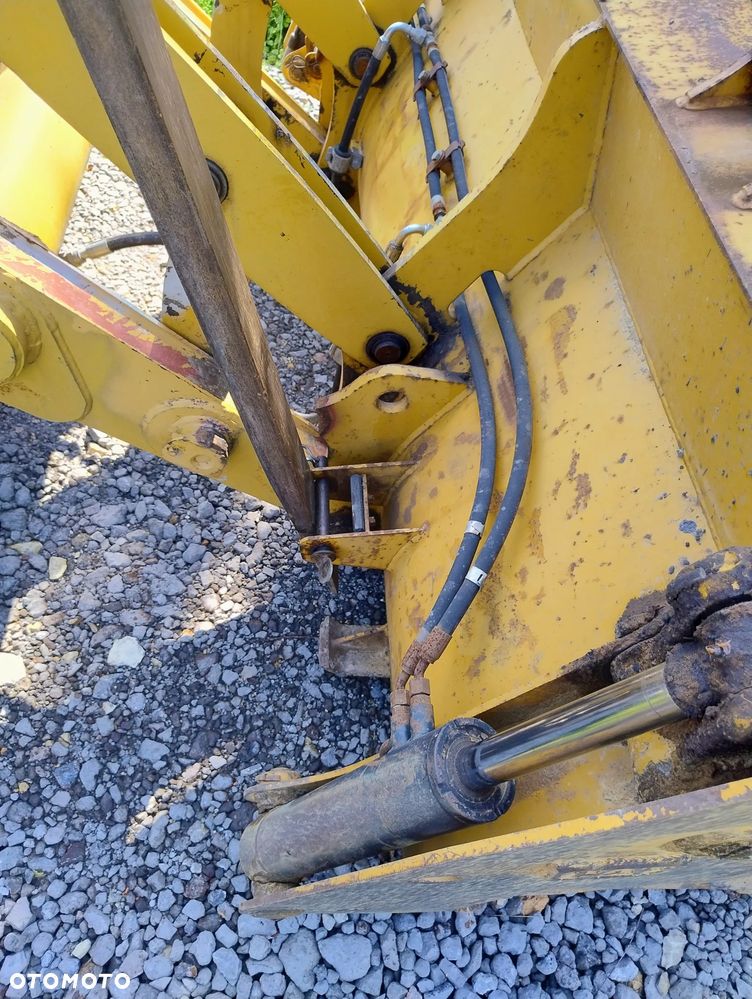 Caterpillar 432E - 12