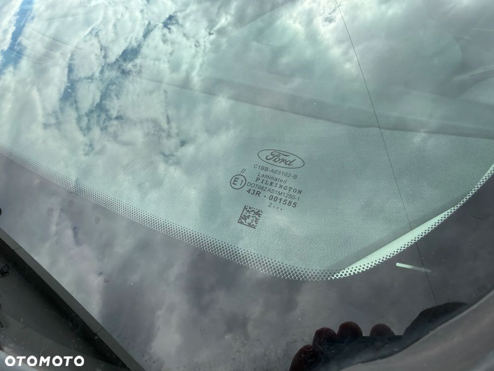 Ford Fiesta 1.25 Celebration - 33