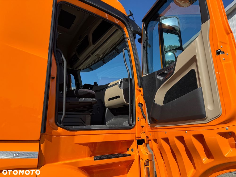 Mercedes-Benz Actros - 30