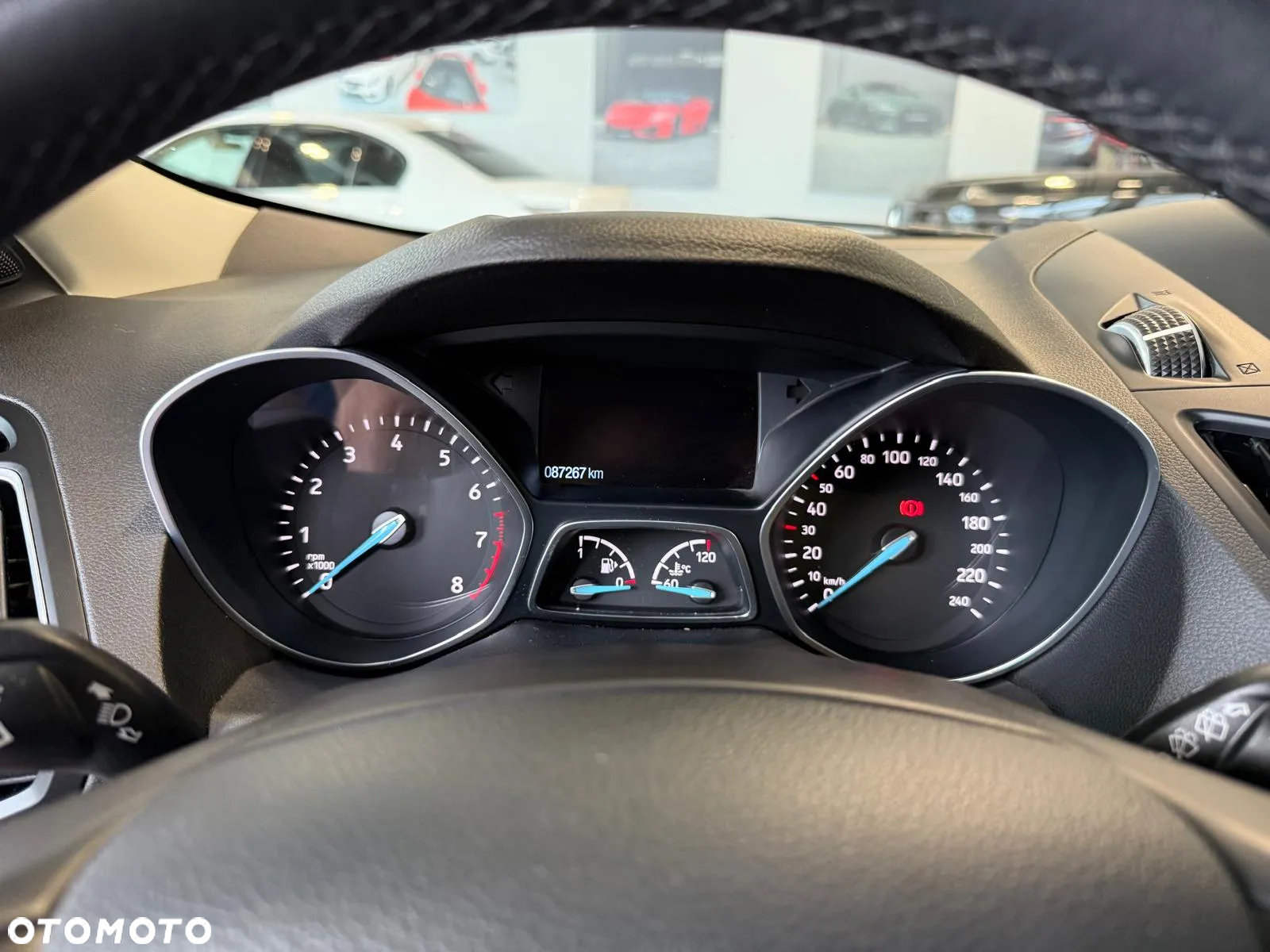 Ford Kuga 1.5 EcoBoost 2x4 SYNC - 14