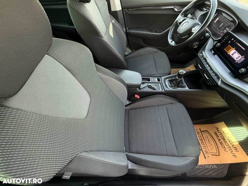 Skoda Octavia 2.0 TDI Ambition - 23