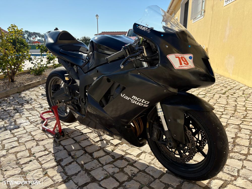 Kawasaki ZX Zx6r sem matrícula para pista - 9