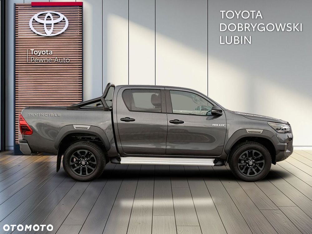 Toyota Hilux 2.8 D-4D mHEV Double Cab Invincible 4x4 - 6
