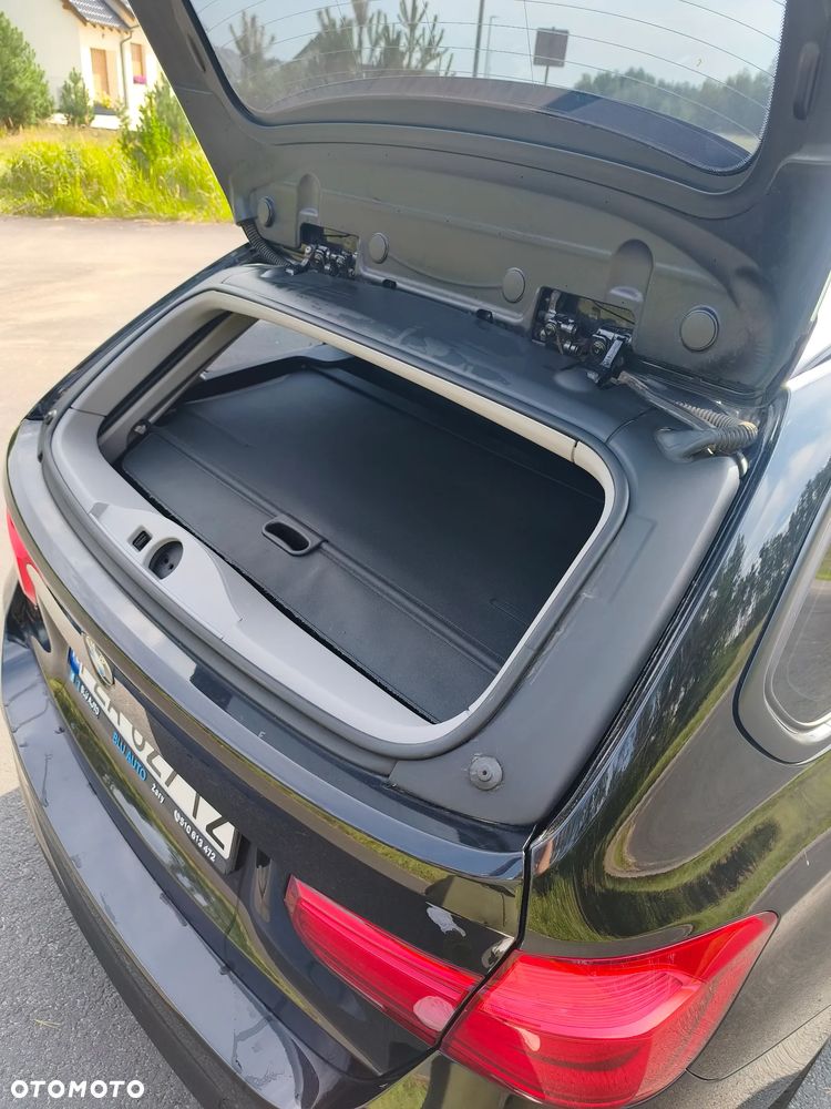 BMW Seria 3 318d Sport Line - 10