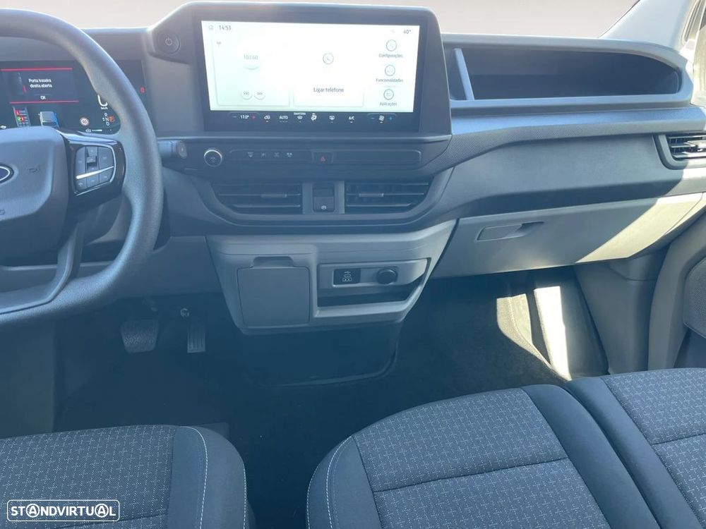 Ford E-Transit Custom Combi 9 Lug - 12