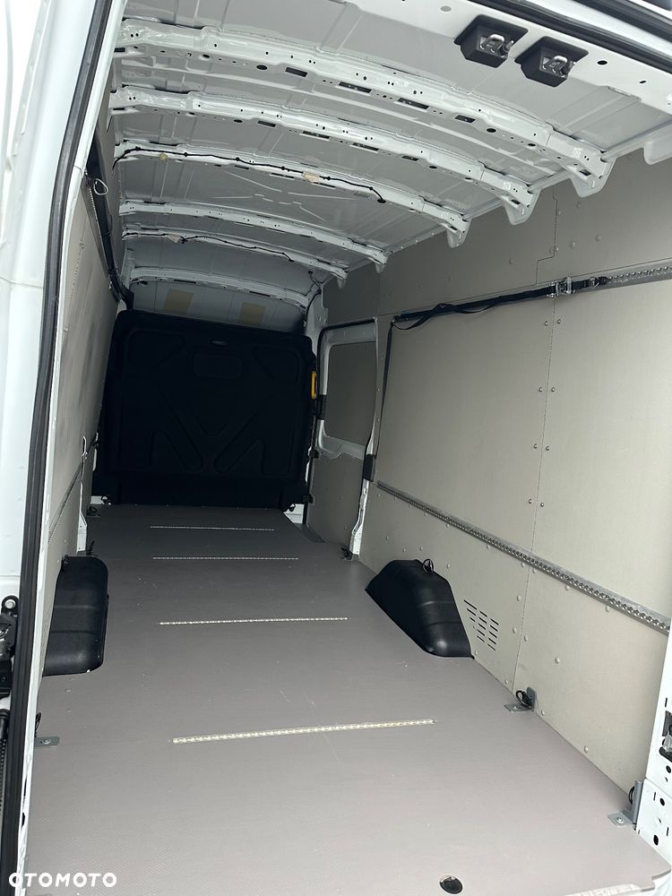 Ford TRANSIT L4H3 - 17