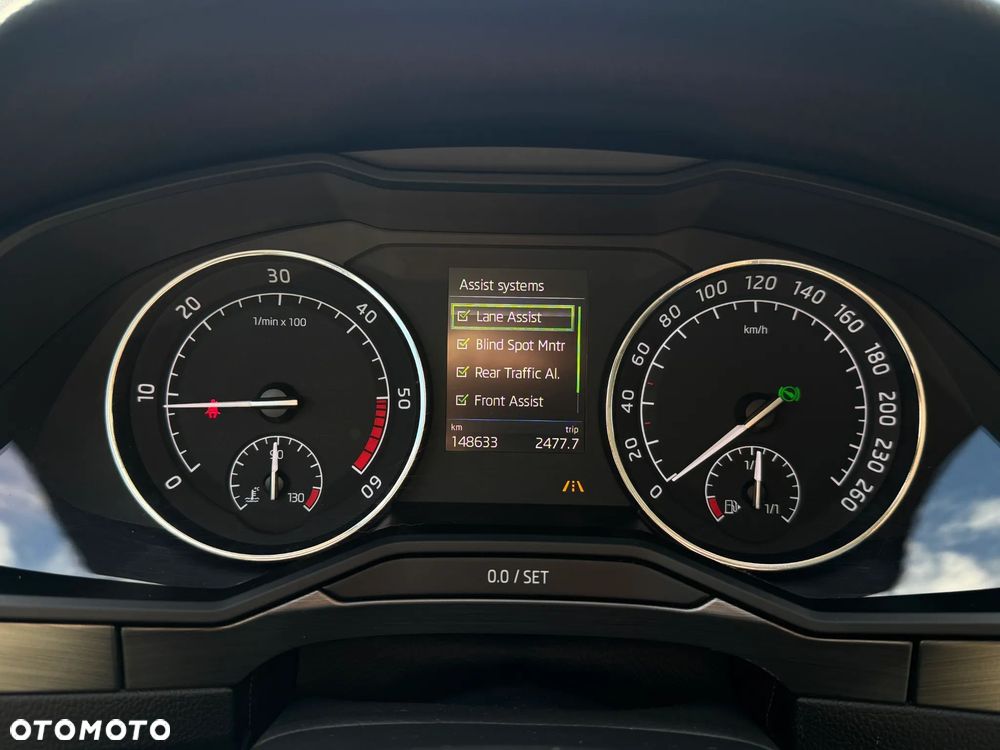 Skoda Superb 2.0 TDI 4x4 Style DSG - 21
