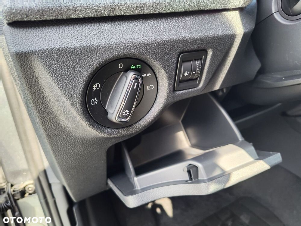 Skoda Kamiq 1.0 TSI Drive DSG - 35