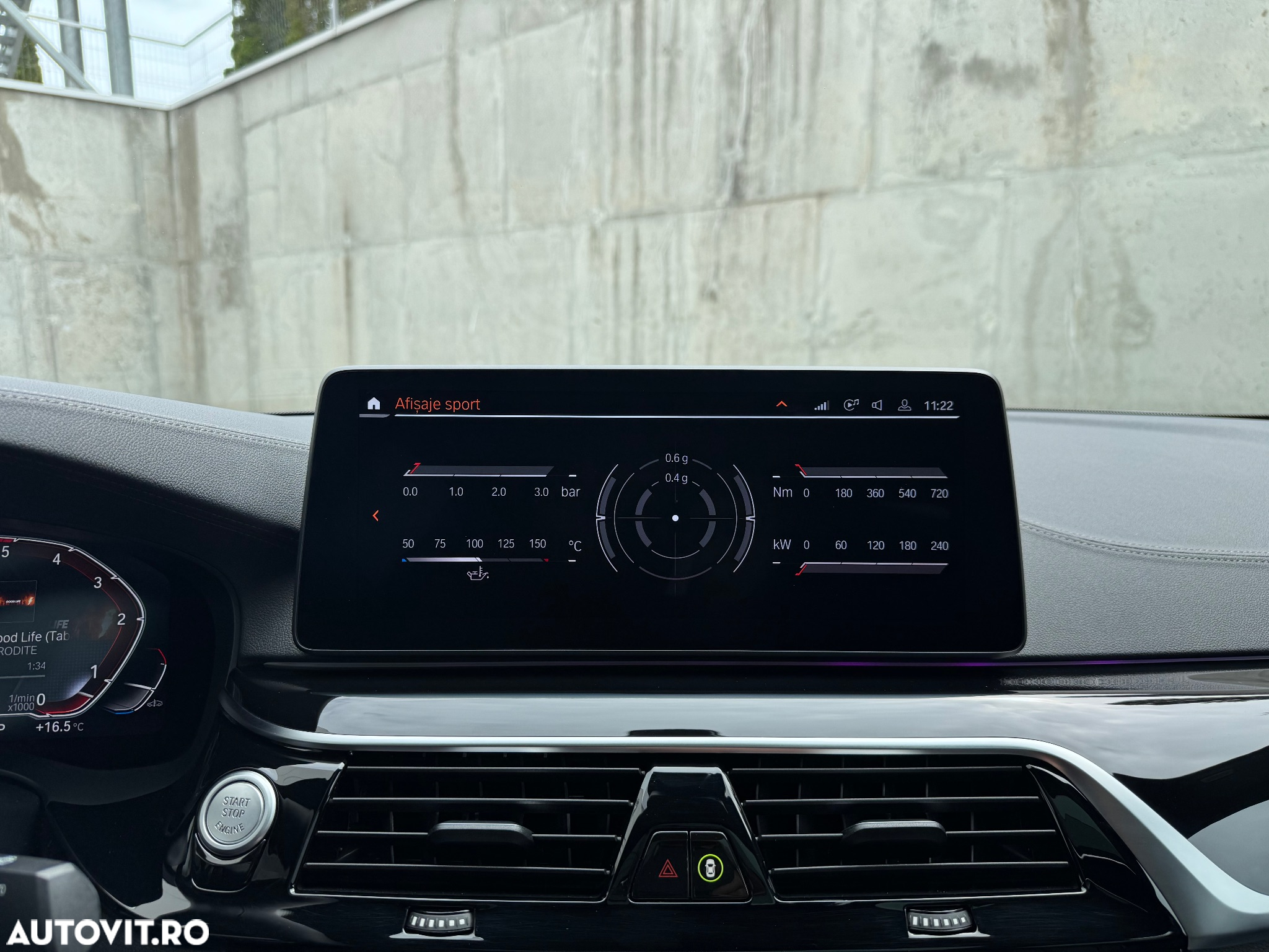 BMW Seria 5 530d xDrive AT MHEV - 36
