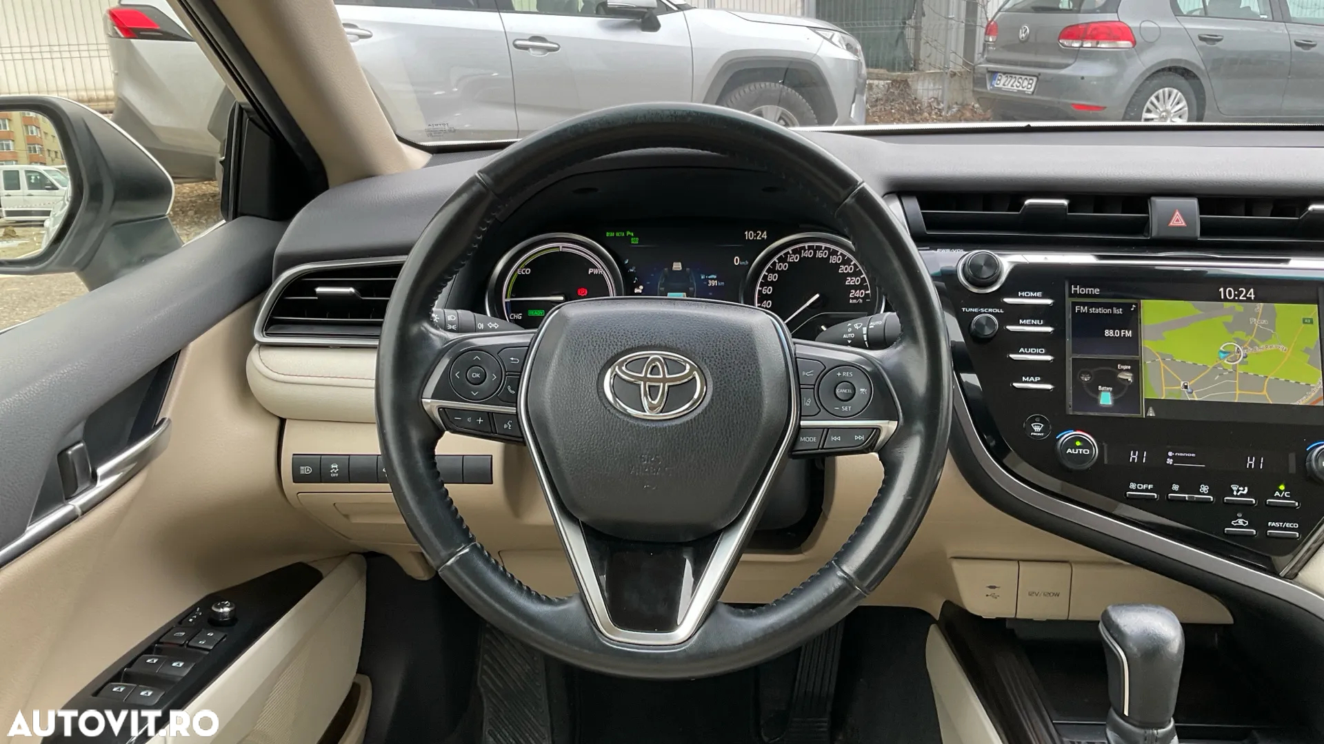 Toyota Camry 2.5 Hybrid Dynamic - 6