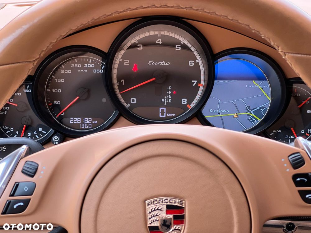 Porsche Panamera Turbo - 20