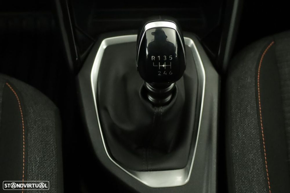 Peugeot 208 1.2 PureTech Style - 14