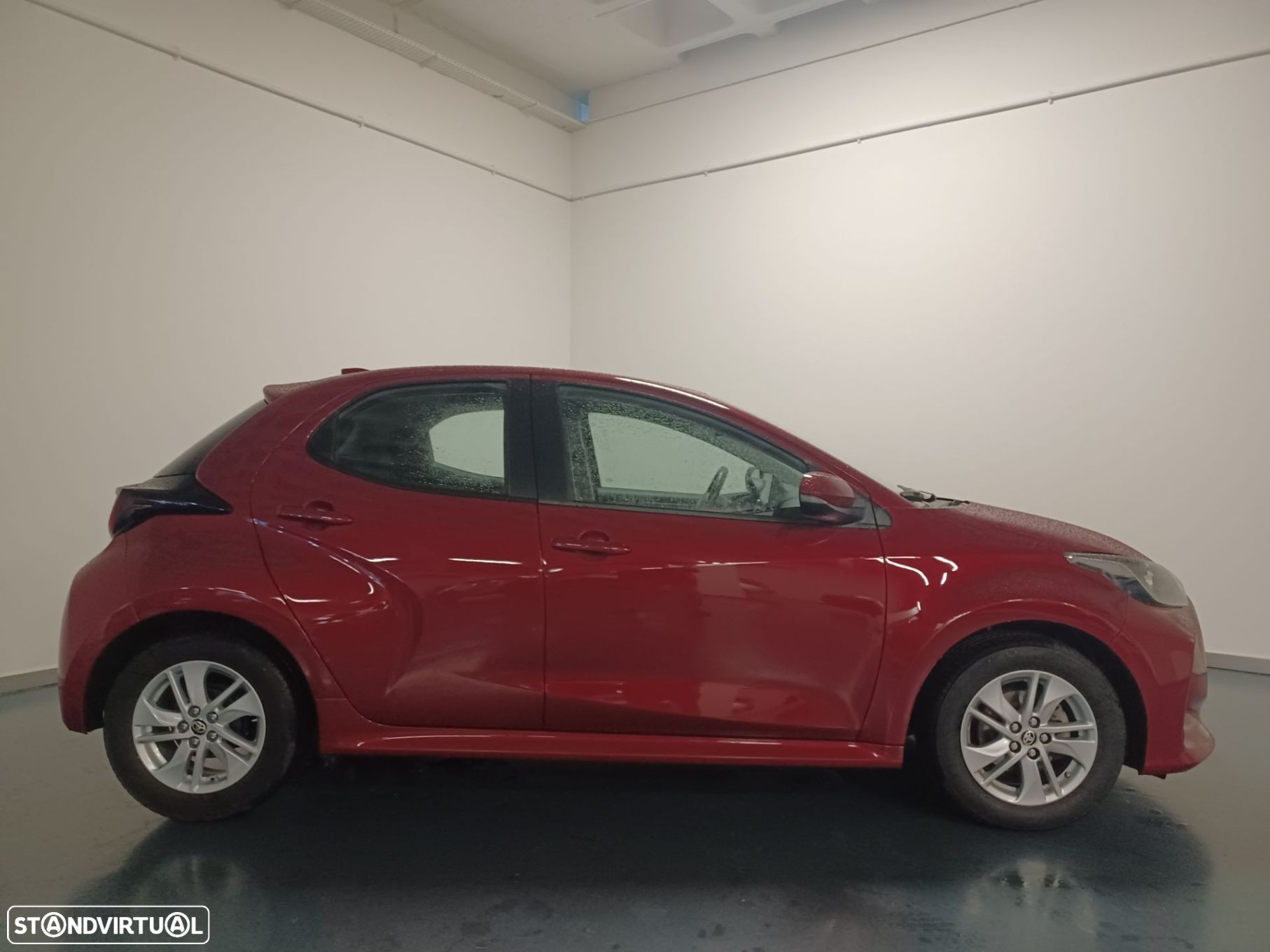 Toyota Yaris 1.0 VVT-i Comfort Plus - 17