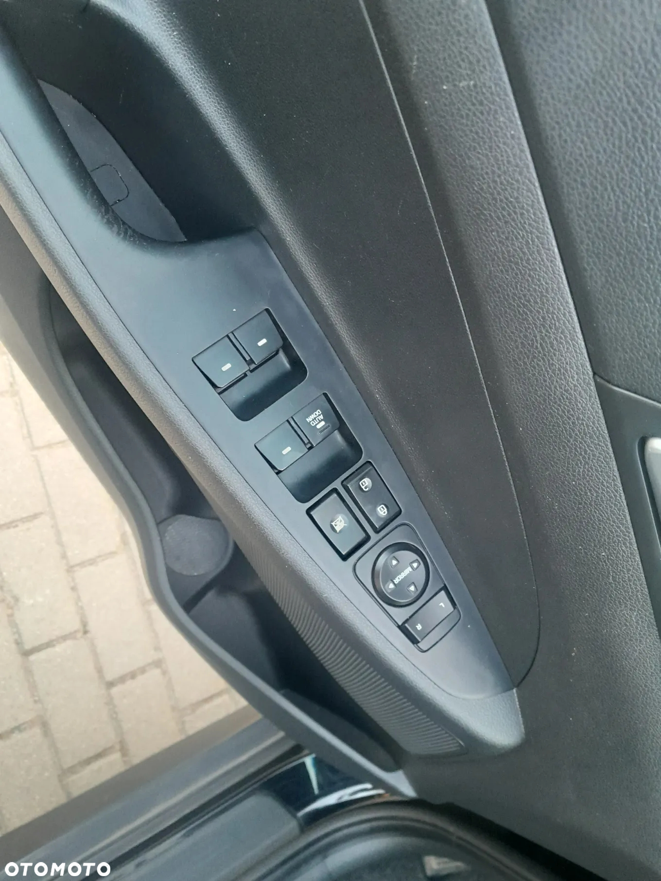 Hyundai Tucson 1.6 GDi 2WD Pure - 10