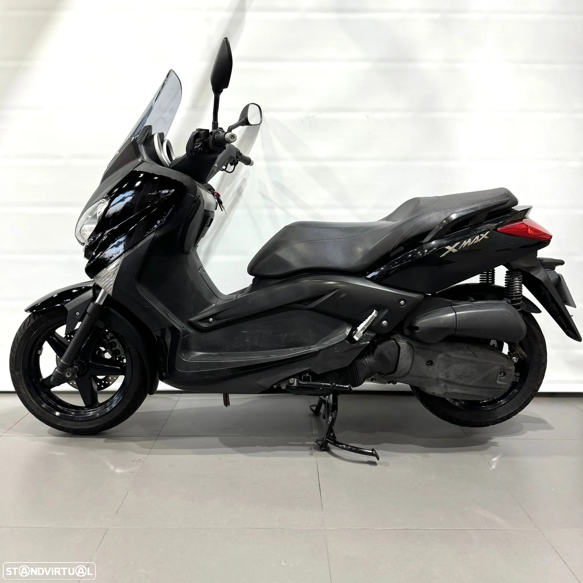 Yamaha X-Max 125 - 4