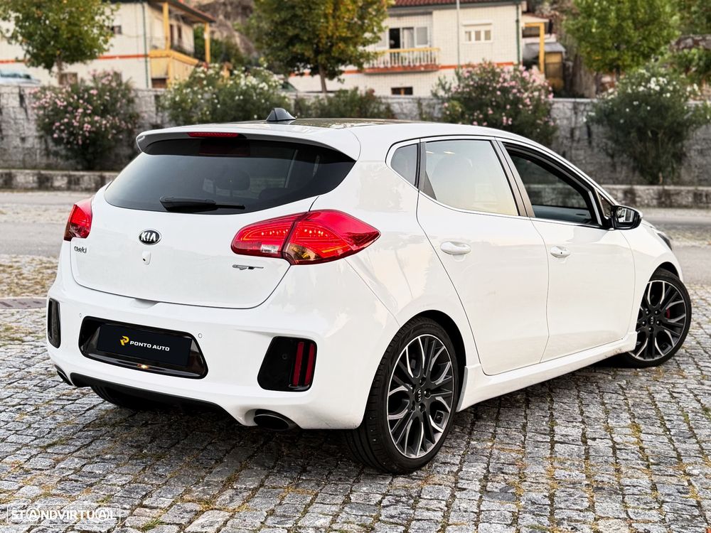 Kia Ceed 1.6 T-GDi GT - 2