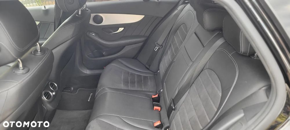 Mercedes-Benz Klasa C 220 d 9G-TRONIC - 4