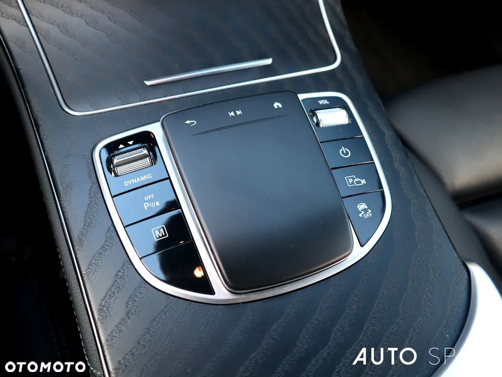 Mercedes-Benz GLC Coupe 300 e 4-Matic - 39