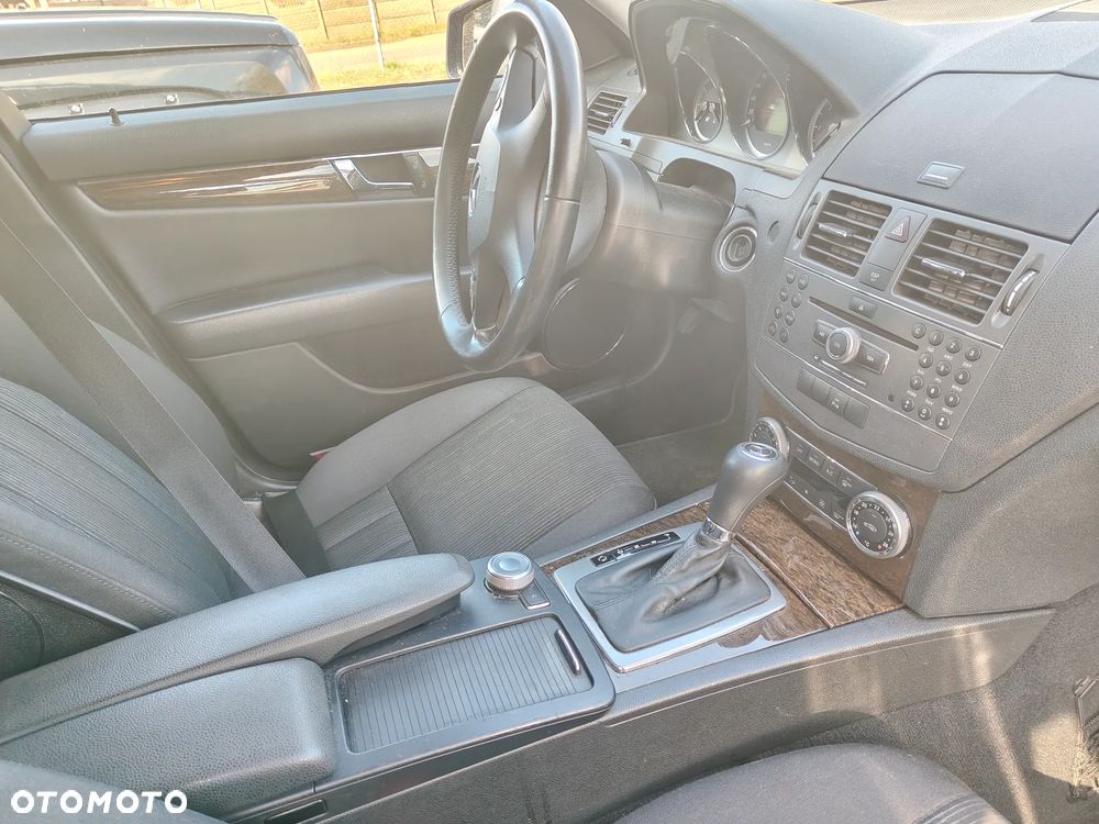 Mercedes-Benz Klasa C 350 CDI 4-Matic Elegance - 13