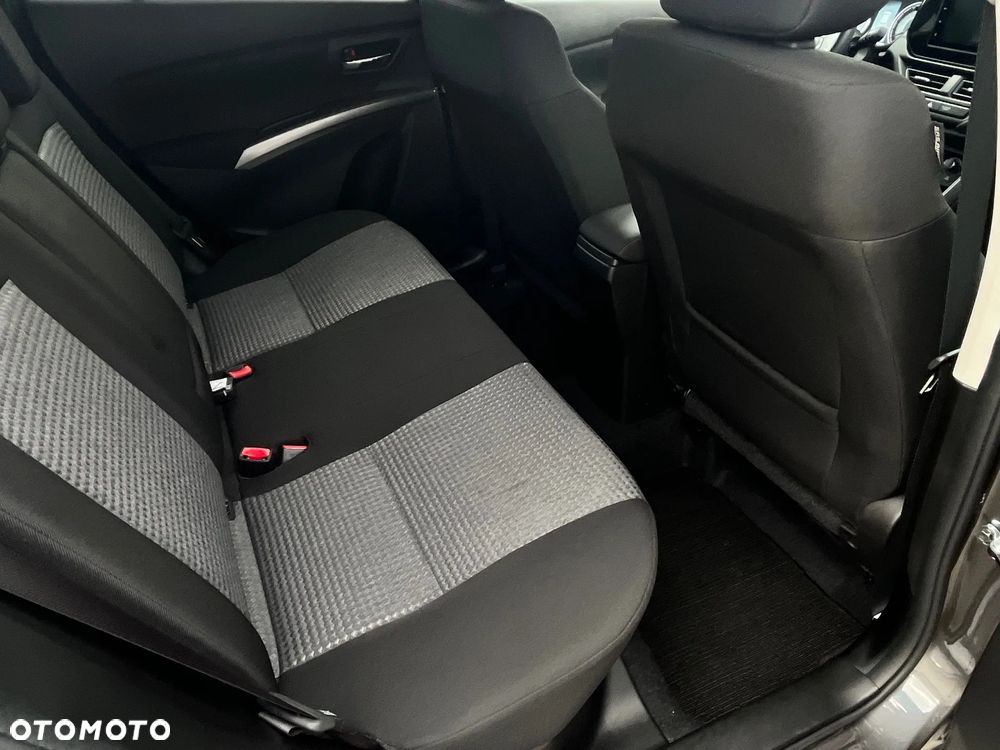Suzuki S-Cross - 11