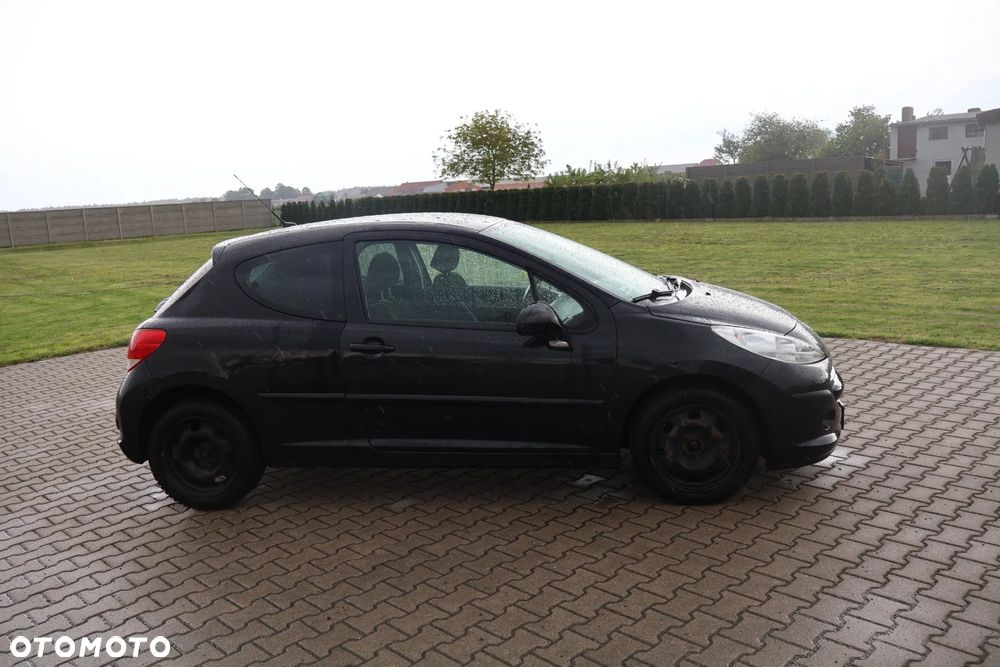 Peugeot 207 - 3