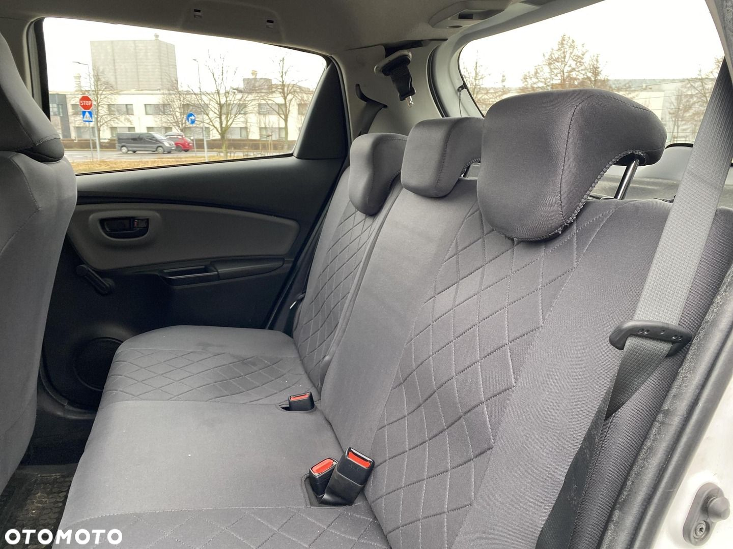 Toyota Yaris - 14