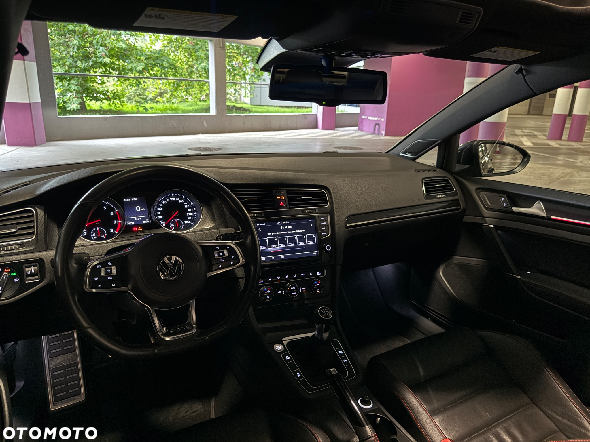 Volkswagen Golf VII 2.0 TSI BMT GTI - 25