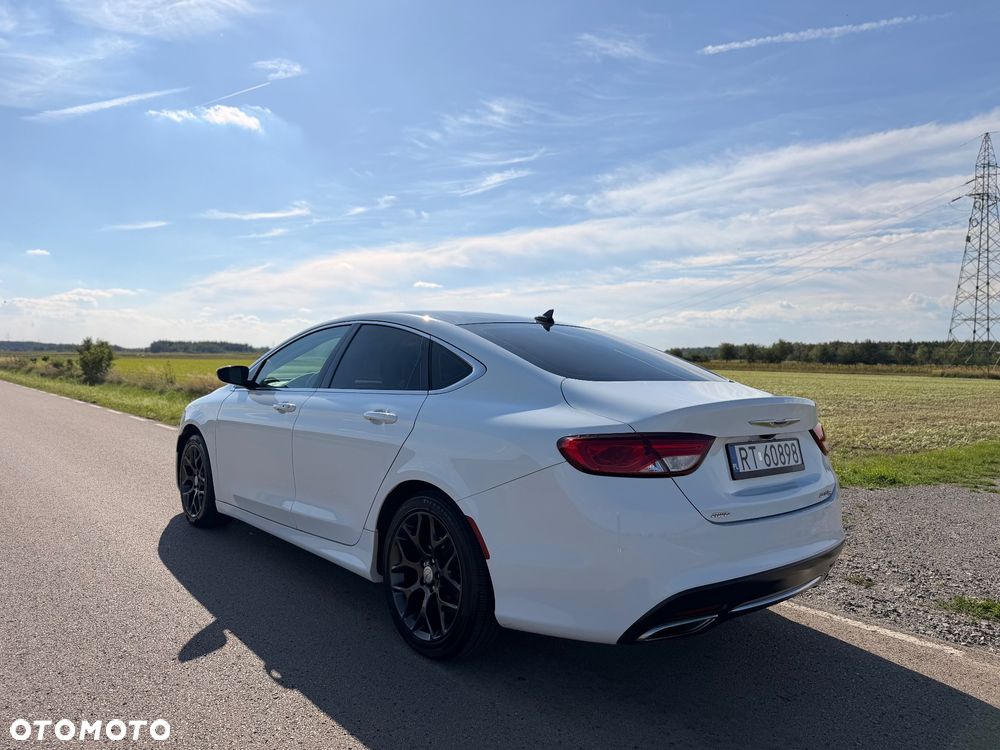 Chrysler 200 - 12
