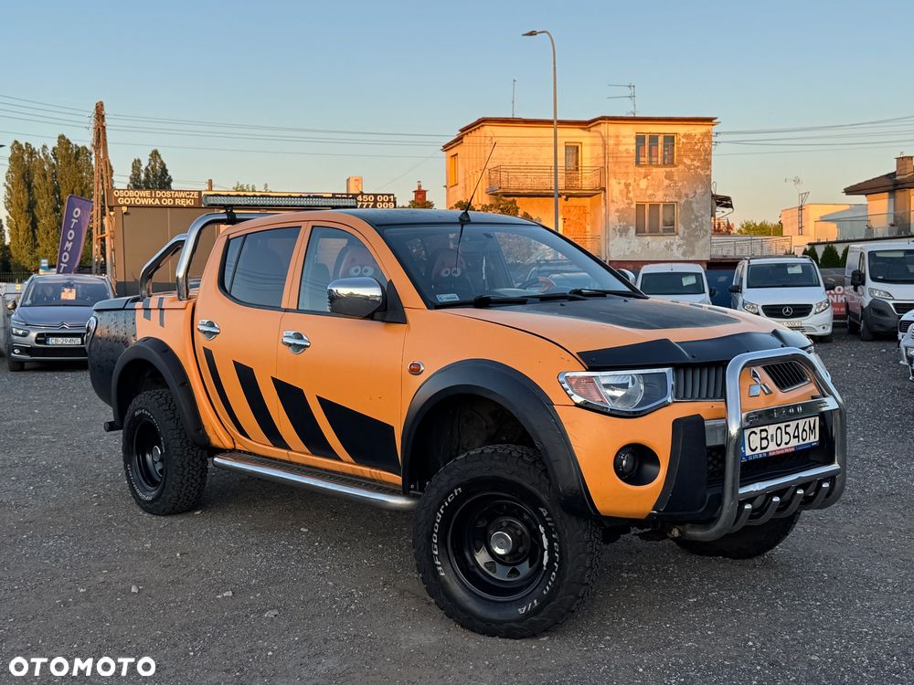 Mitsubishi L200 2.5 DID Summer Edition Sport - 11