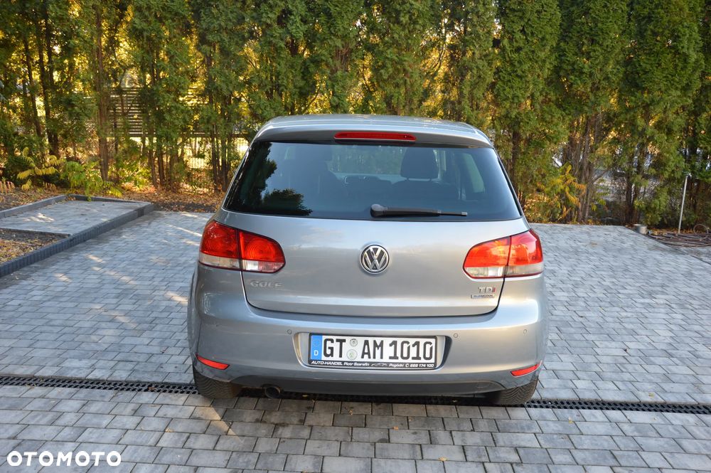 Volkswagen Golf - 20