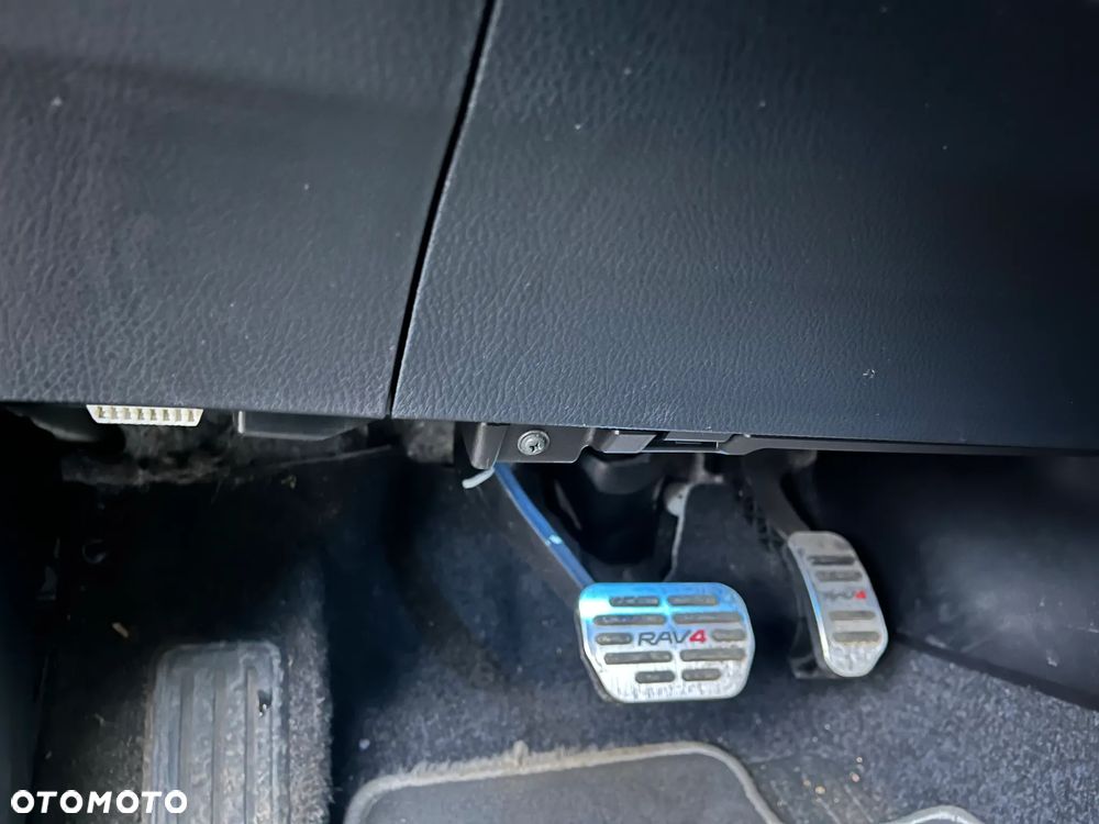Toyota RAV4 - 27