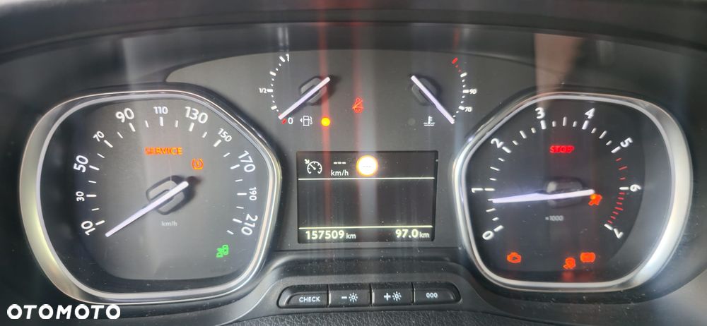 Peugeot Traveller L2 2.0 Business - 28