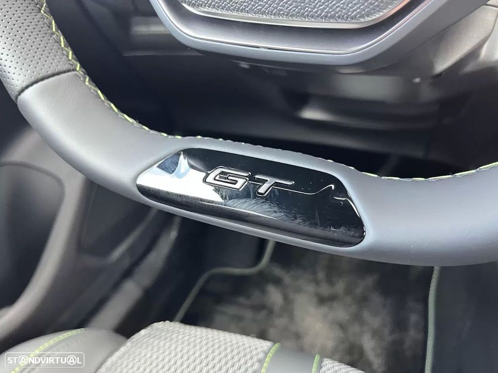 Peugeot e-2008 50 kWh GT - 15