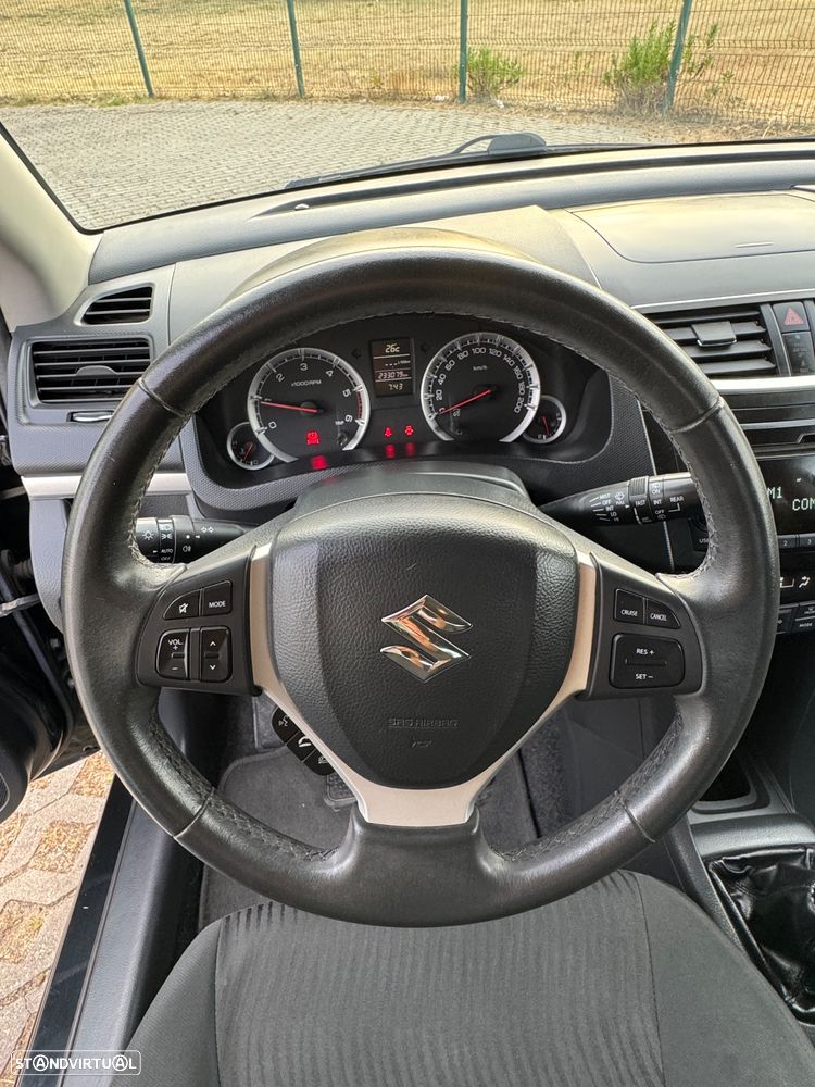 Suzuki Swift 1.3 DDiS GLX - 33
