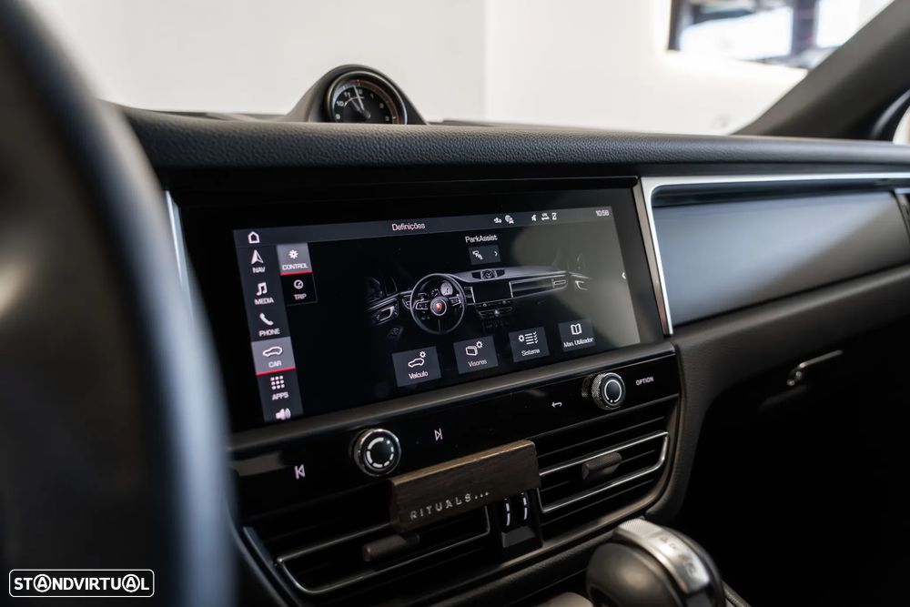 Porsche Macan Standard - 17