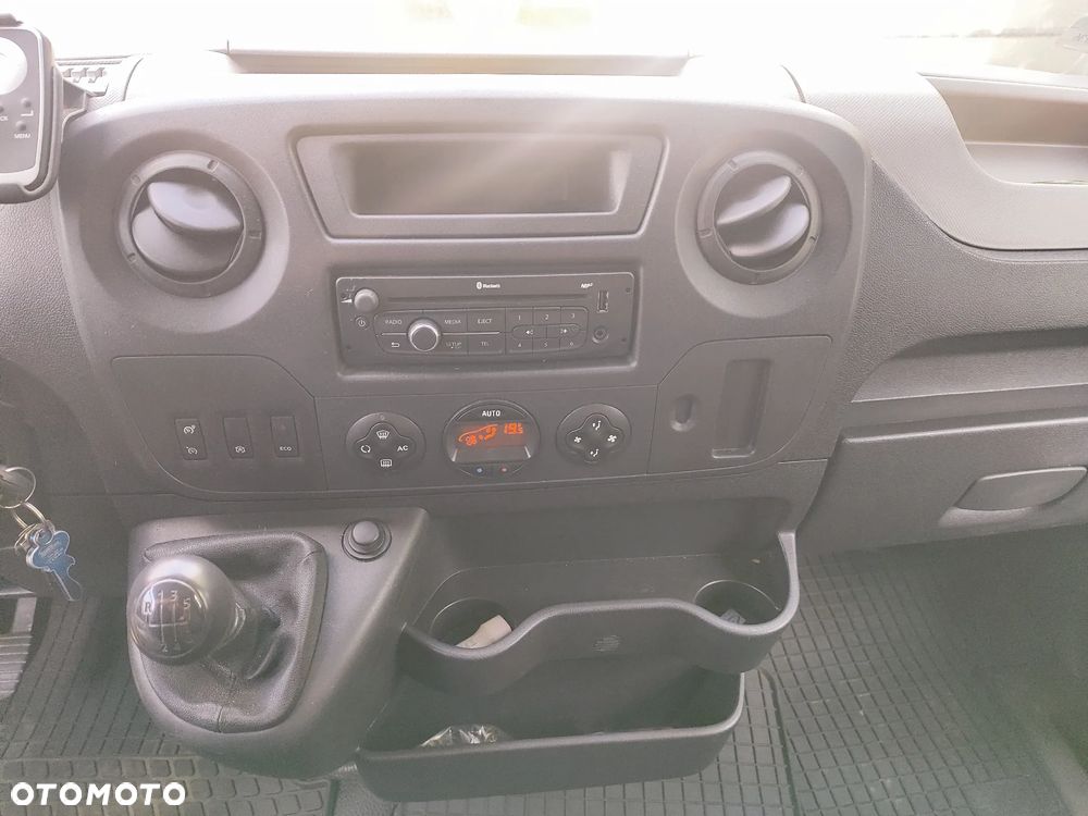 Renault Master - 11