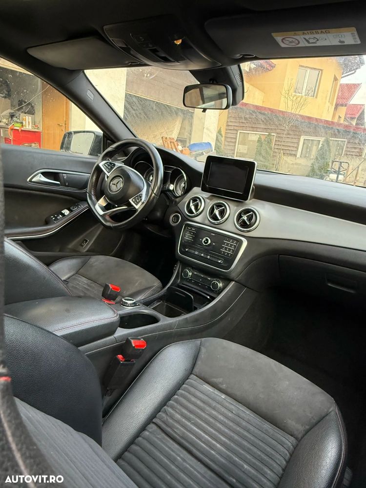 Mercedes-Benz CLA - 13