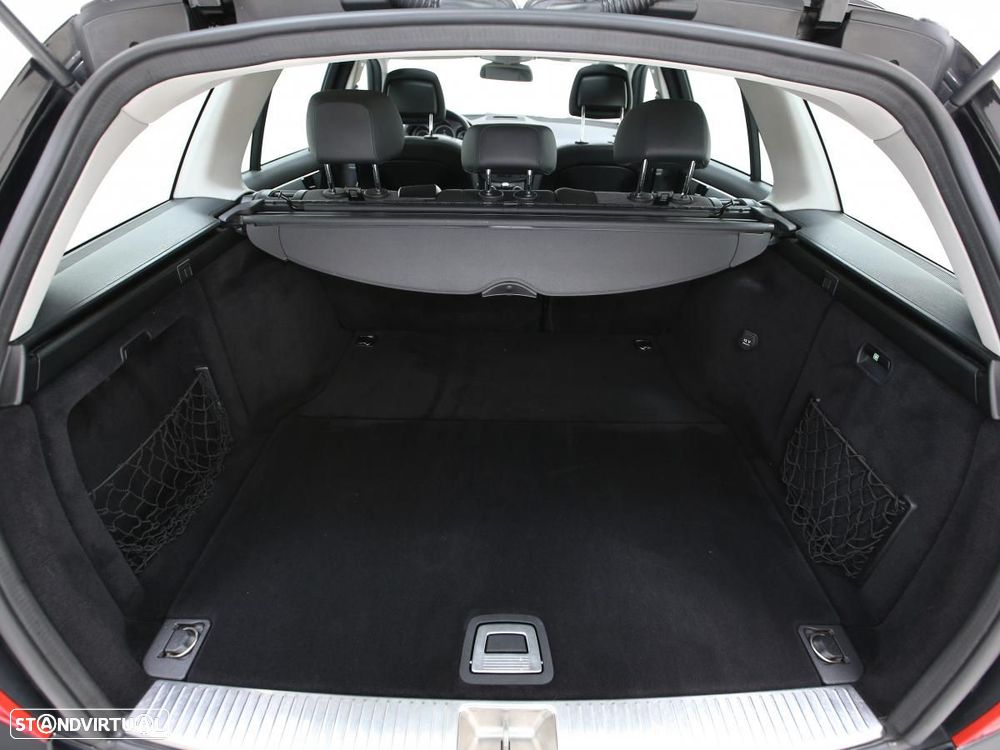 Mercedes-Benz C 200 - 16