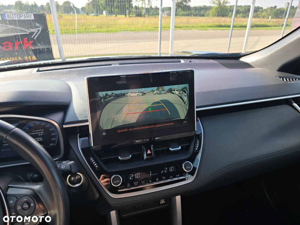 Toyota Corolla Cross 2.0 Hybrid Comfort - 21