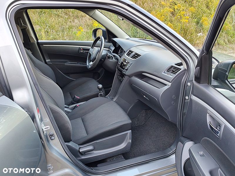 Suzuki Swift 1.2 Premium - 9