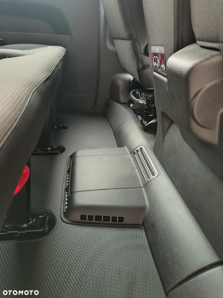 Renault Trafic - 19