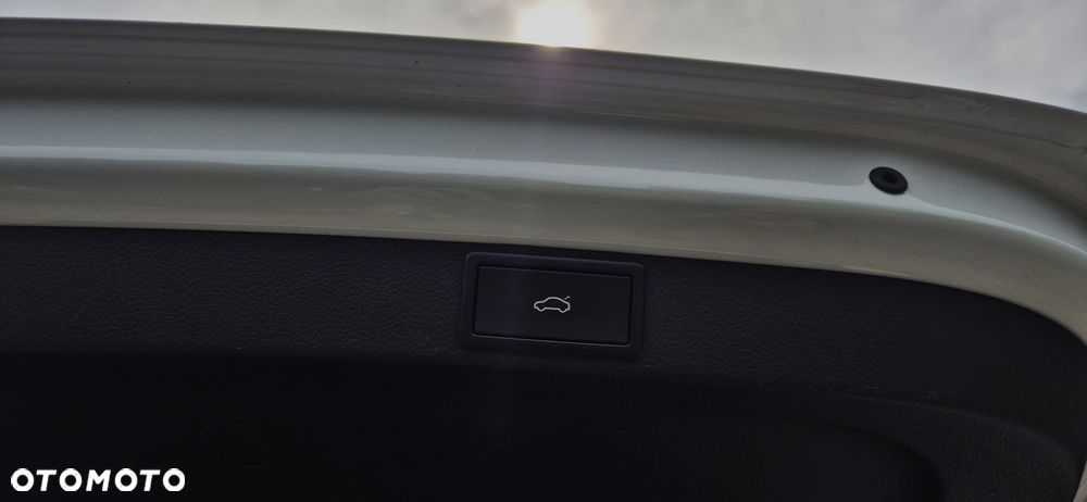 Skoda Octavia 1.4 TSI DSG RS First Edition - 30