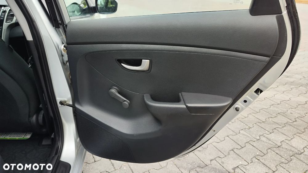 Hyundai i30 1.4 Classic - 22