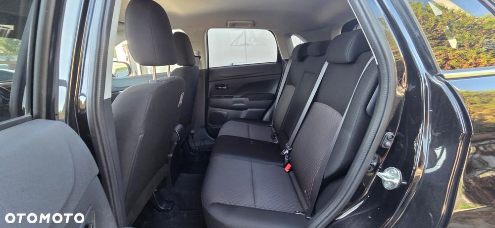 Mitsubishi ASX 2.2 DI-D 4WD Automatik Top - 33