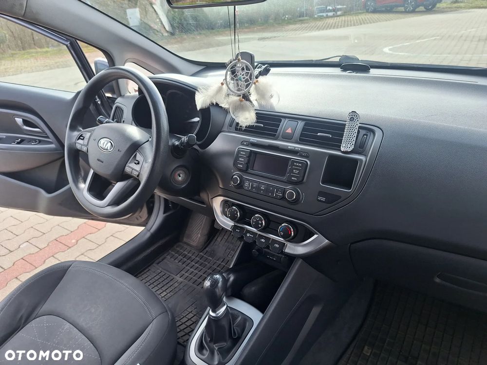 Kia Rio 1.4 M (klm) - 8